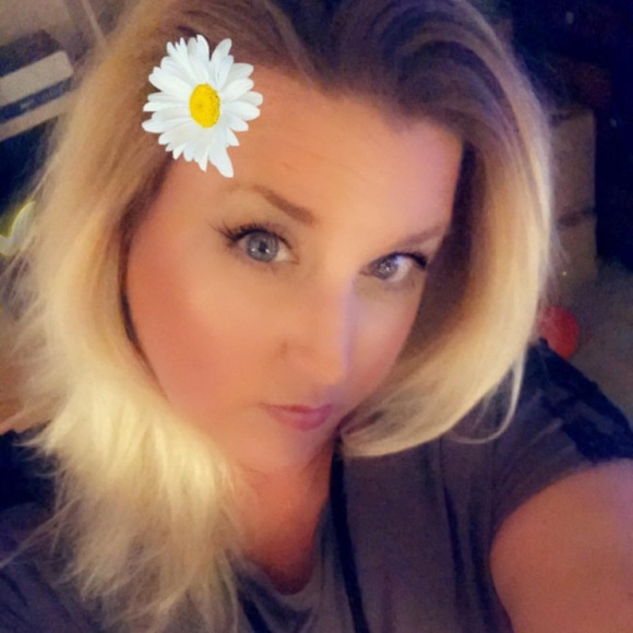 Meet your Posher, Sherri - Picture 1 of 1